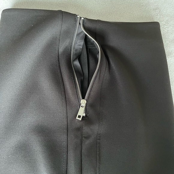 DYNAMITE SKIRT - Picture 3 of 7